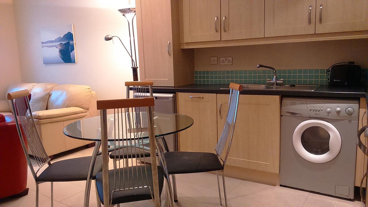 St Bridget'S Apartments กัลเวย์ ภายนอก รูปภาพ
